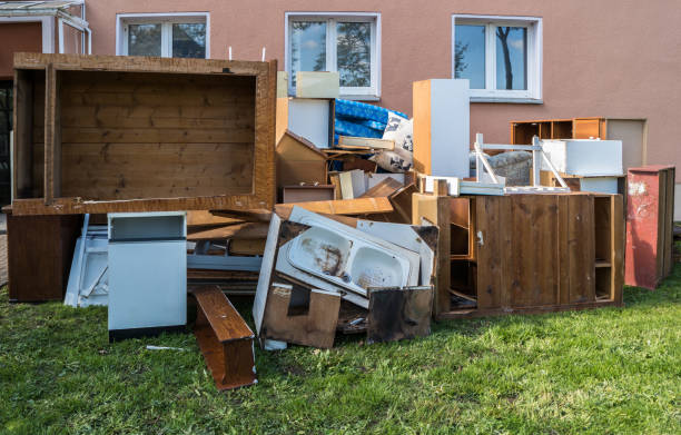 Best Trash Removal Near Me  in Cloverdale, CA